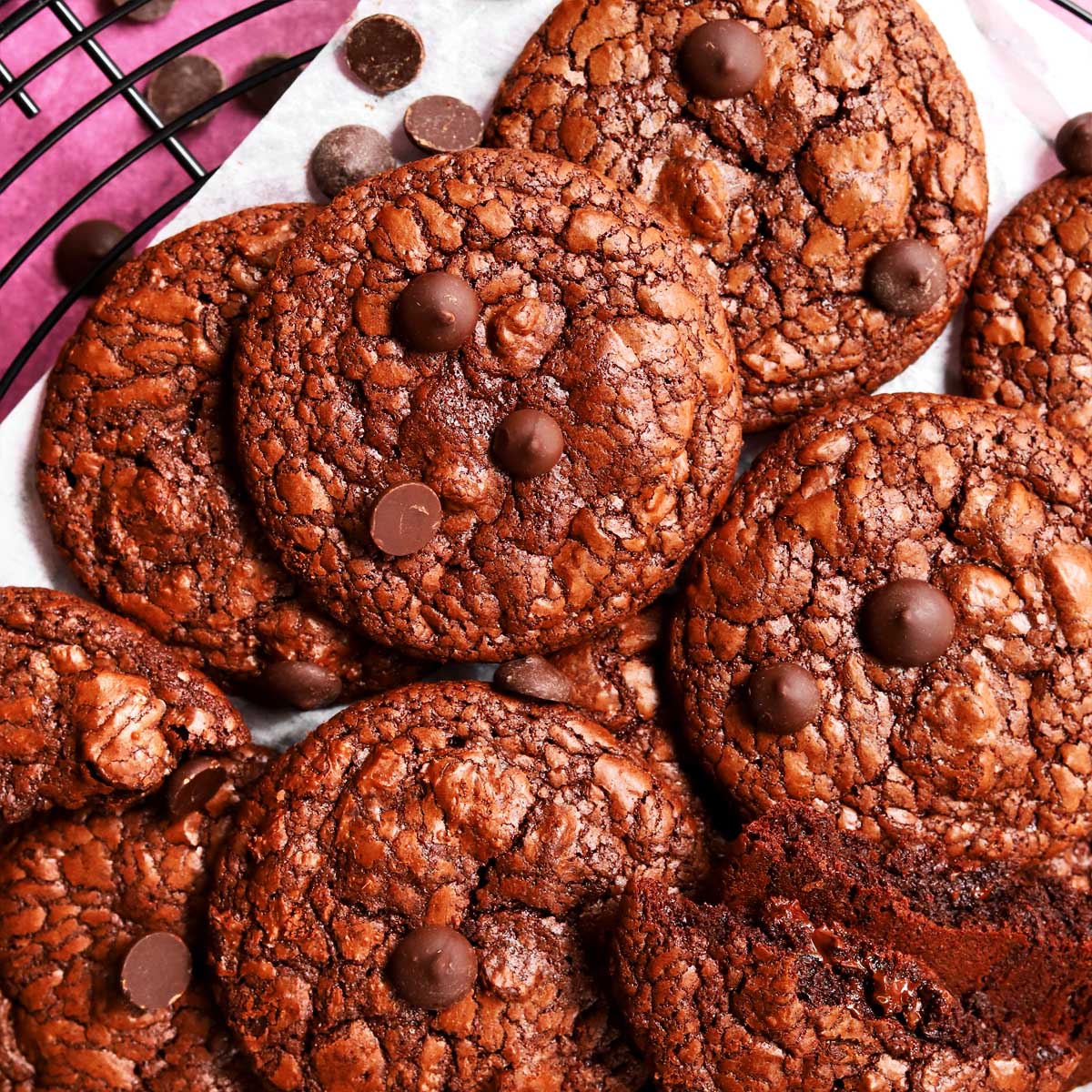 Satisfy Cravings: Easy No-Mixer Flourless Brownie Cookies